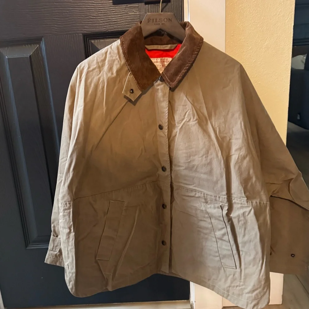 Filson Women’s Harbor Front Waxed Jacket - Picture 9 of 12